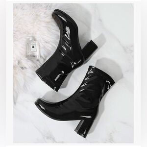 Liuruijia Women's Gogo Boots Mid Calf Block Heel Square Toe Zipper Low Heel 7